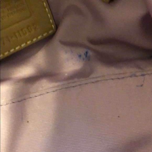 VGUC Coach purse - Picture 6 of 8